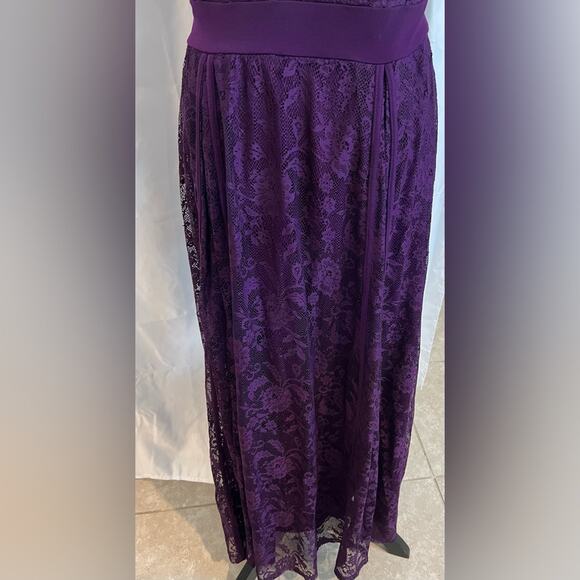 NEW Candalite Woman Plus Plum Purple Floral Lace Dressy Maxi Flare Dress Size 1X - Picture 9 of 10